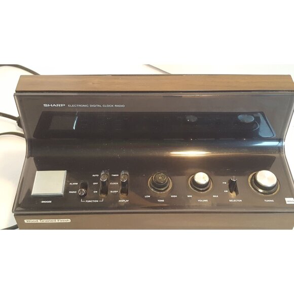 Vintage Sharp electronic digital clock radio wood grain finish FX-53C parts or r - Picture 3 of 8
